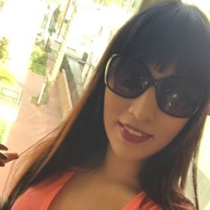 Meet your Posher, Mariela